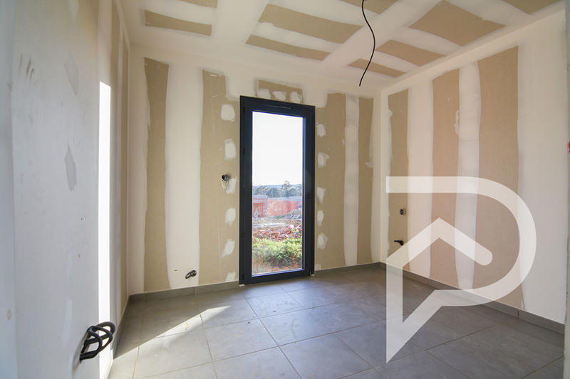 Maison - 99 m² - 4 pièces