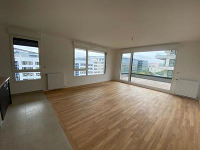 Appartement - 84 m² - 4 pièces