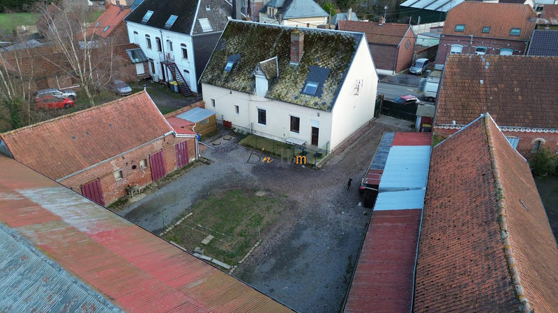 Maison - 220 m² - 7 pièces