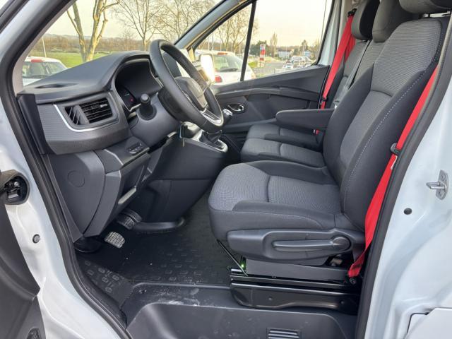 Renault-Trucks Trafic Fourgon Fg Blue Dci 150 L1h1 3t Gsr2 Extra