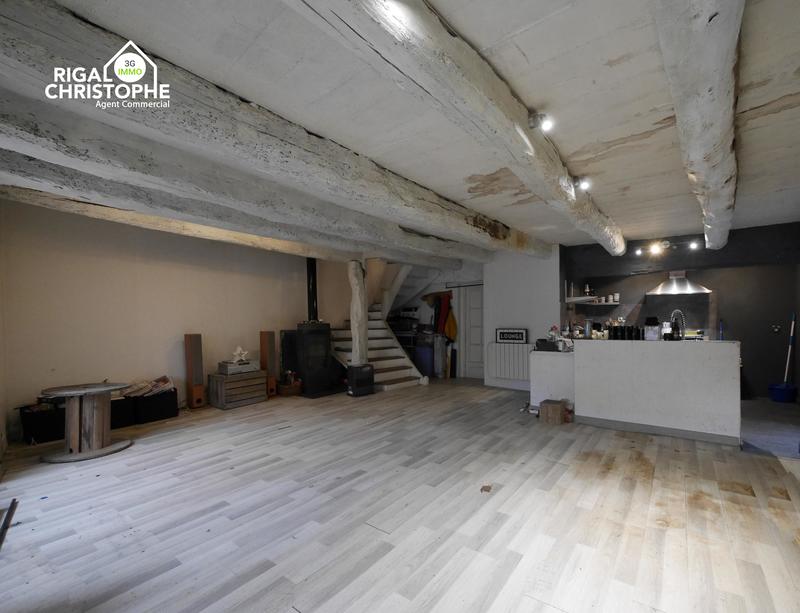 Maison en pierre - 115 m² - 6 pièces