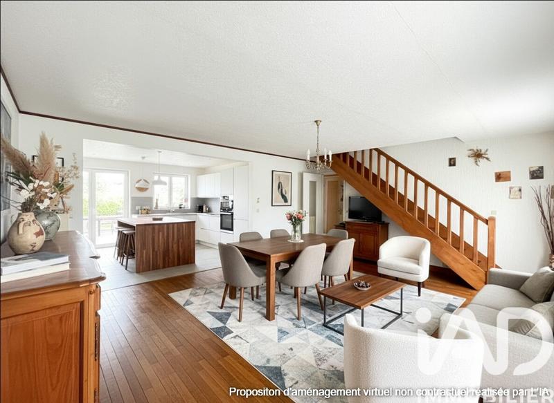 Maison - 150 m² - 8 pièces