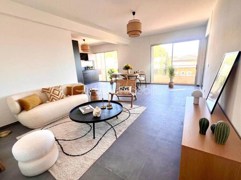 Appartement - 82 m² - 4 pièces