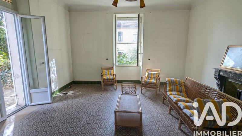 Maison - 245 m² - 12 pièces