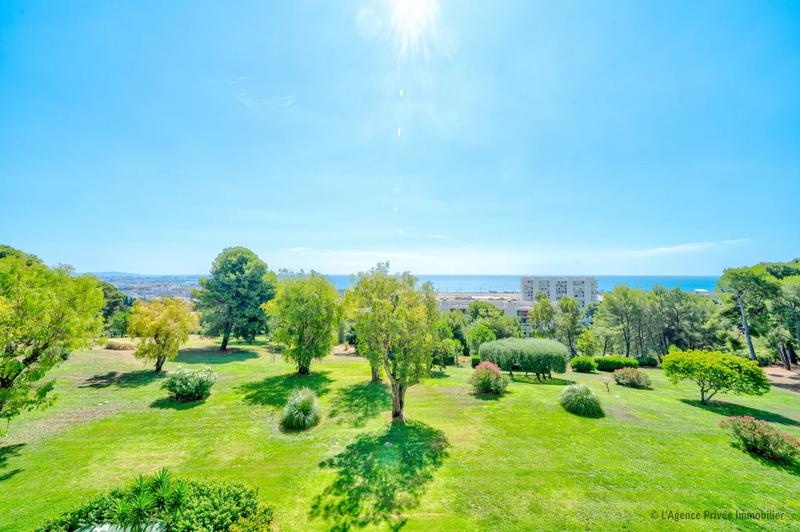 Appartement - 61 m² - 2 pièces