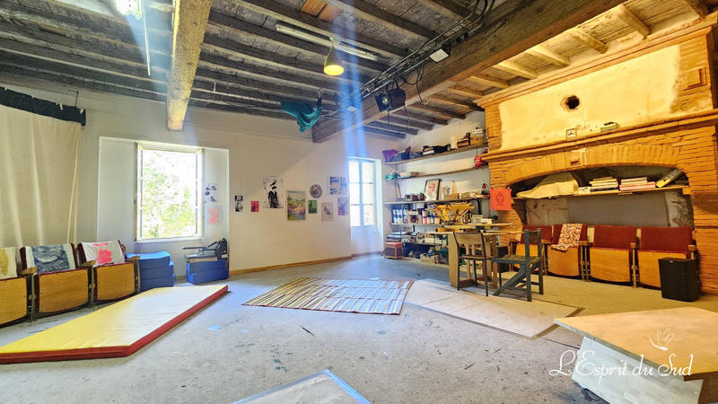 Maison ancienne - 413 m² - 11 pièces