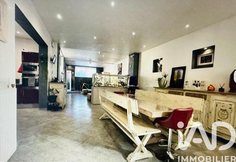 Maison de maîtres - 279 m² - 8 pièces