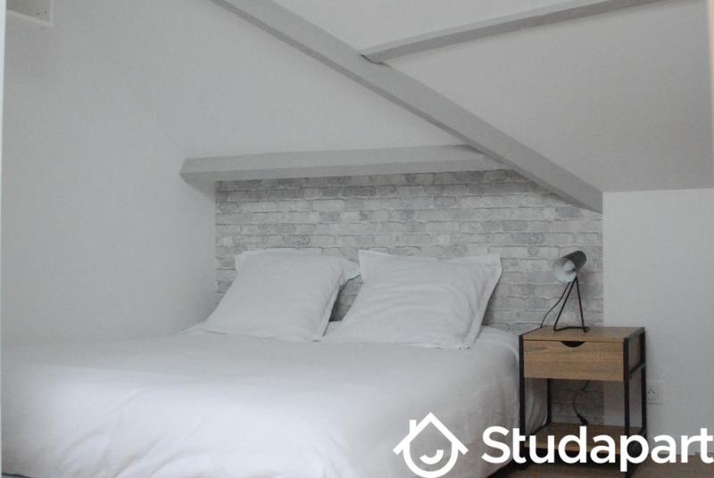 Chambre - 13 m² - 1 pièce