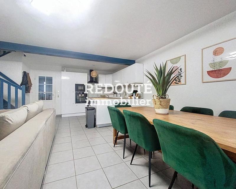 Maison - 95 m² - 5 pièces