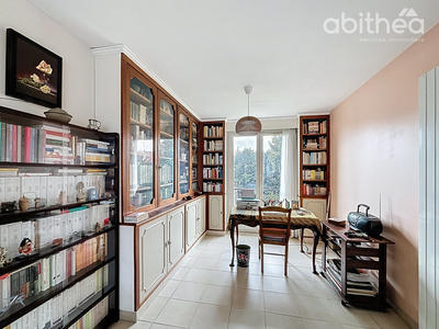 Maison - 83 m² - 5 pièces