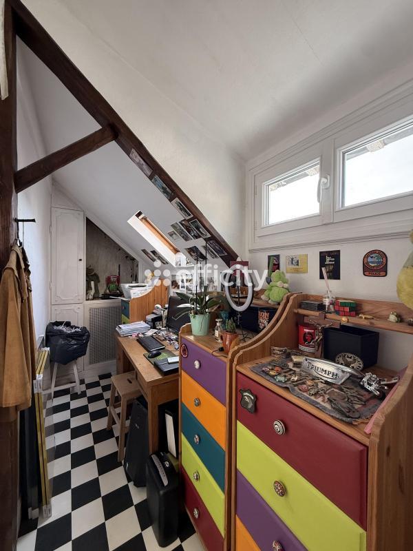 Maison - 142 m² - 6 pièces