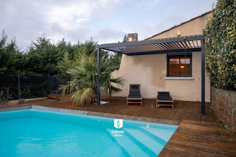 Maison - 110 m² - 4 pièces