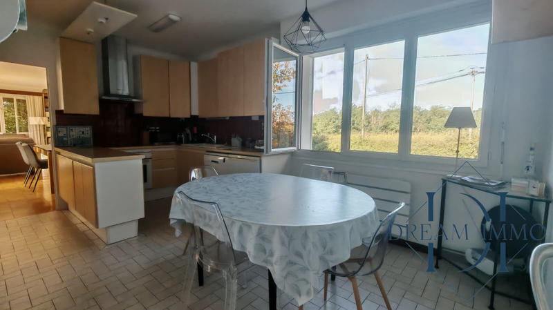 Maison - 140 m² - 4 pièces