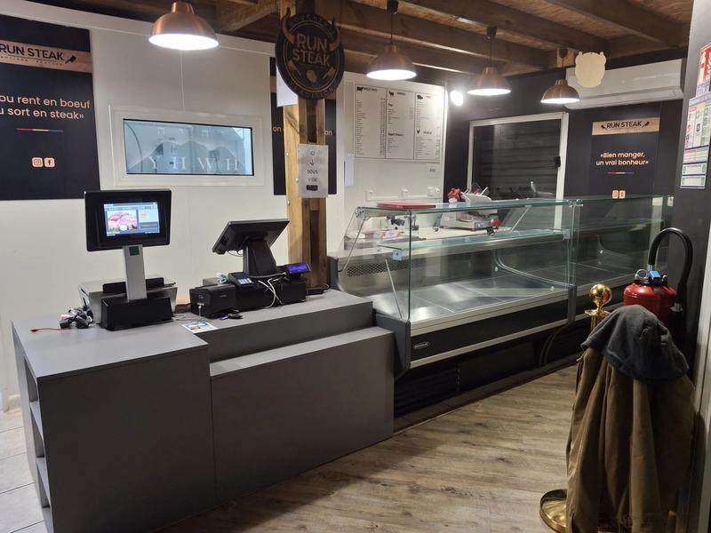 Magasins - 53 m² - 4 pièces