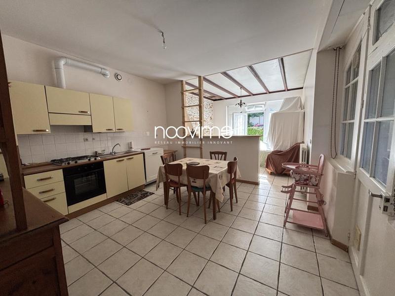 Maison - 88 m² - 5 pièces