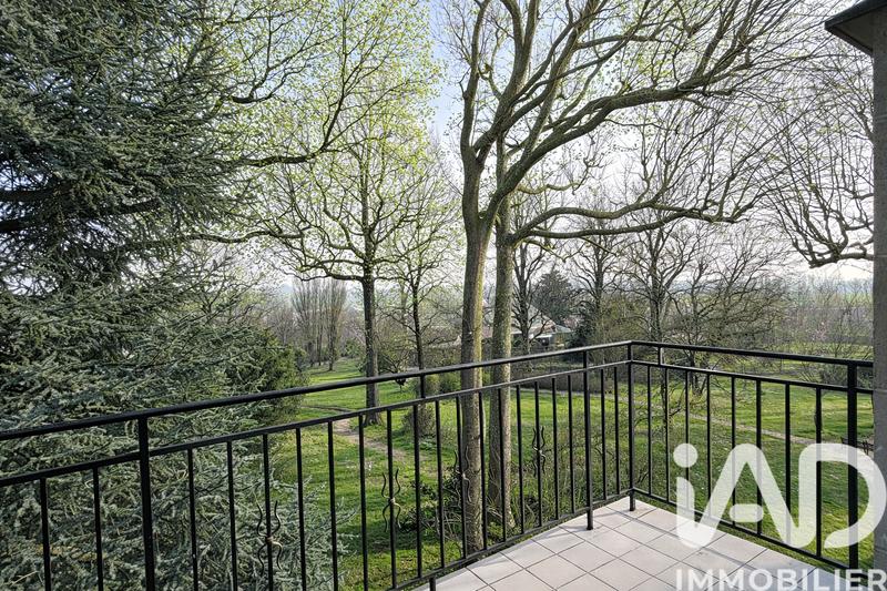 Appartement - 163 m² - 6 pièces