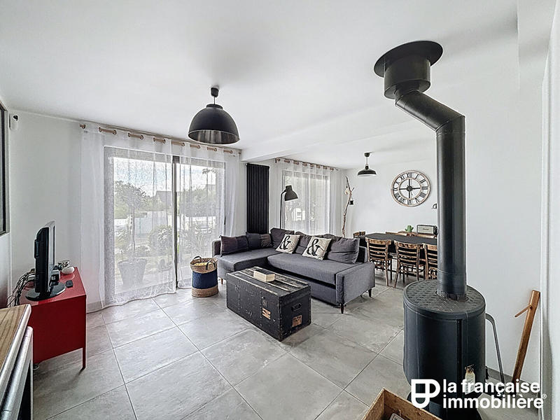 Maison - 156 m² - 8 pièces