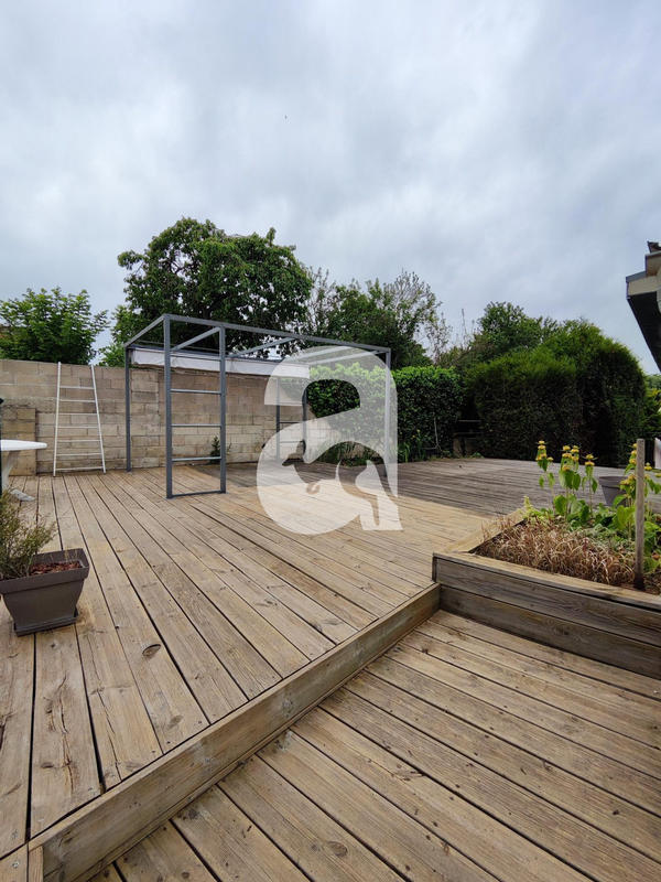 Maison - 117 m² - 7 pièces