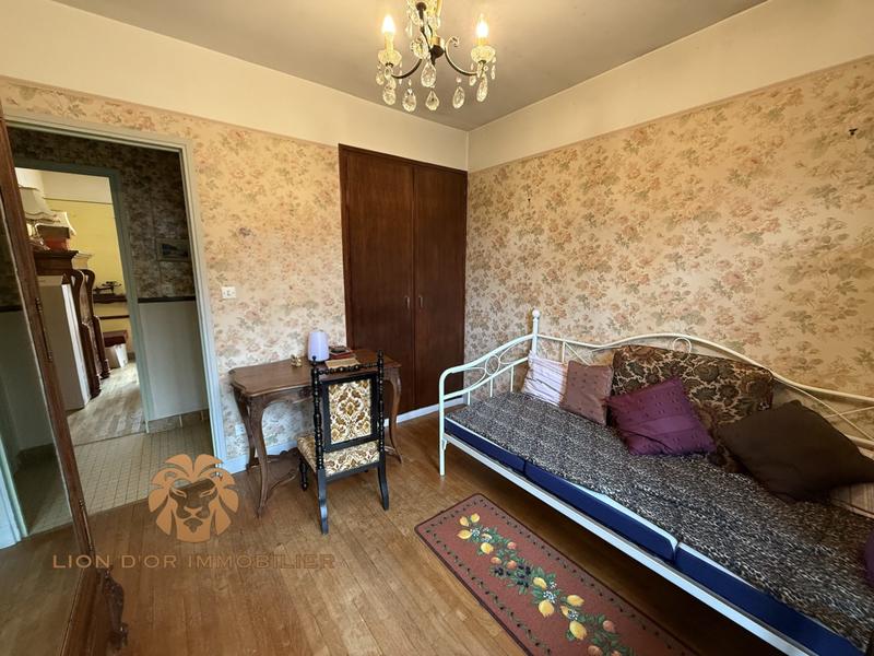 Maison - 92 m² - 5 pièces