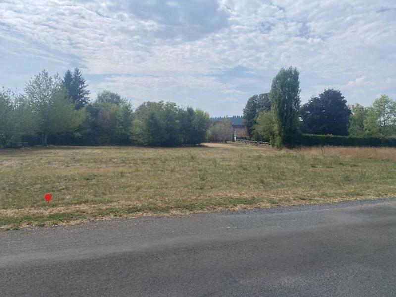 Terrain constructible - 905 m²