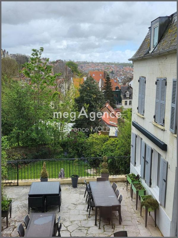 Maison de ville - 430 m² - 12 pièces