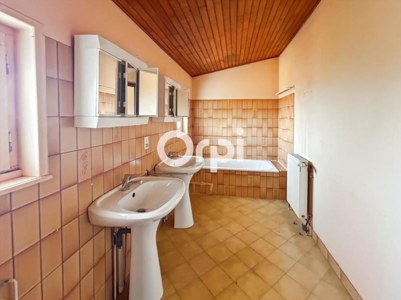 Maison - 122 m² - 5 pièces