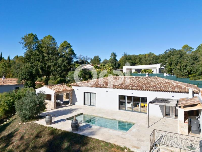 Maison - 180 m² - 5 pièces