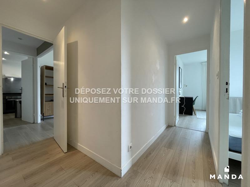 Chambre - 10 m² - 4 pièces