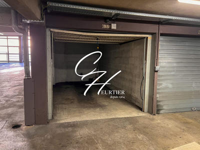 Parking / Garage - 16 m²