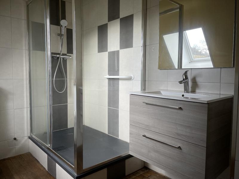 Maison - 122 m² - 8 pièces