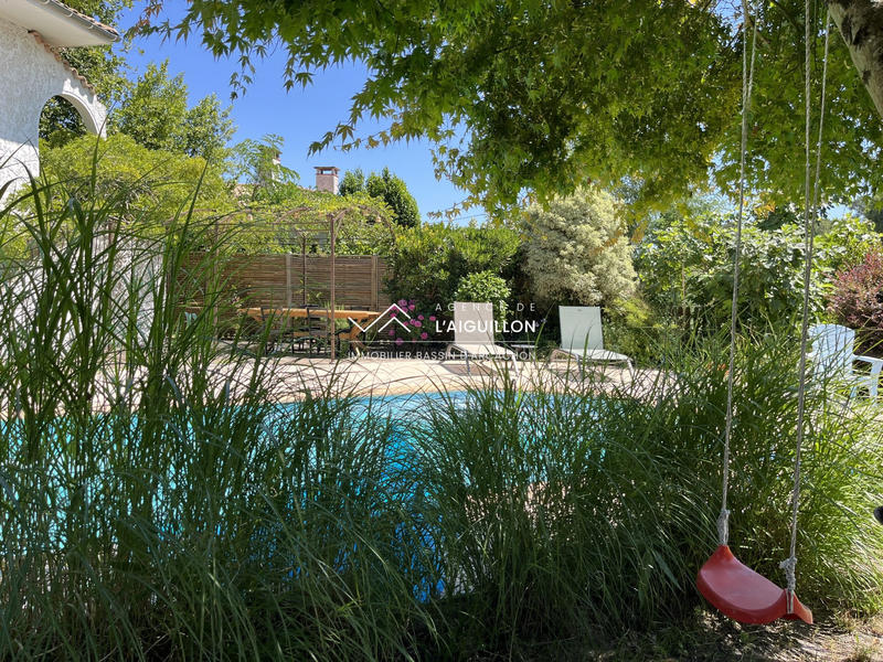 Maison - 200 m² - 7 pièces