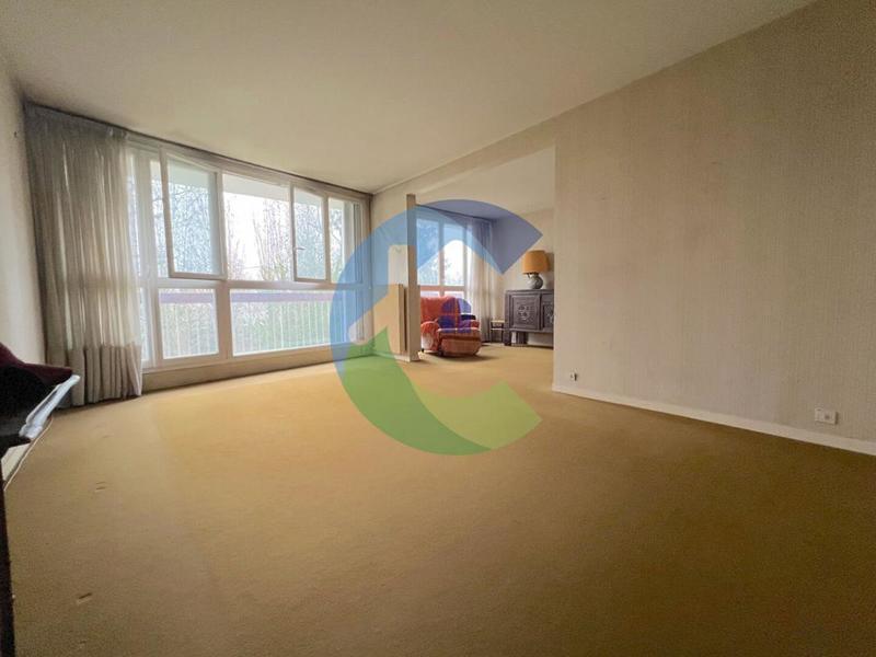 Appartement - 95 m² - 5 pièces