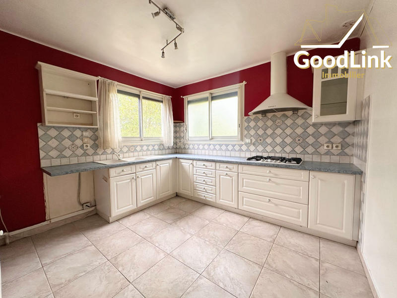 Maison traditionnelle - 115 m² - 5 pièces