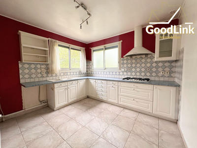 Maison traditionnelle - 115 m² - 5 pièces