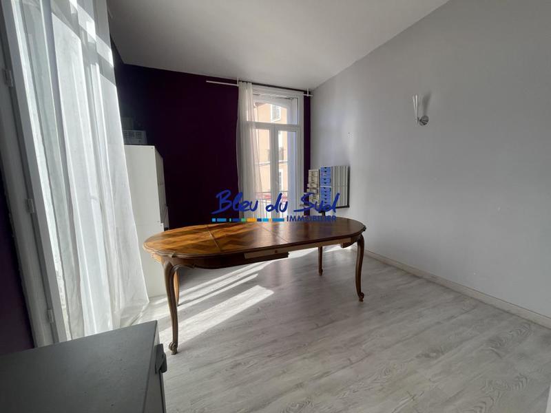 Maison - 222 m² - 3 pièces