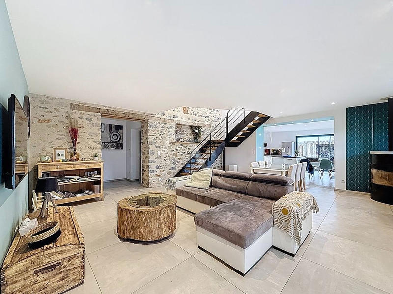 Maison - 190 m² - 7 pièces