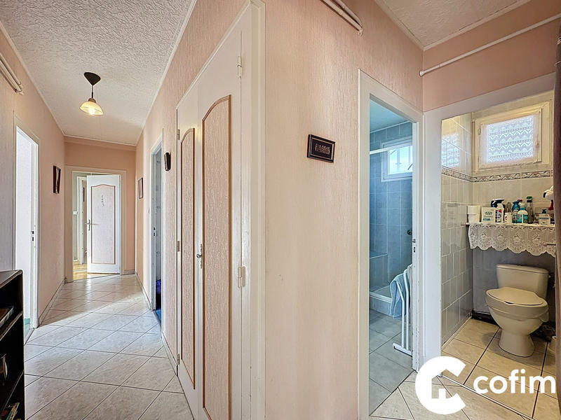 Appartement - 77 m² - 4 pièces