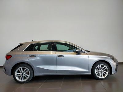 Audi A3 sportback 40 TFSIe 204 s tronic 6 Business line