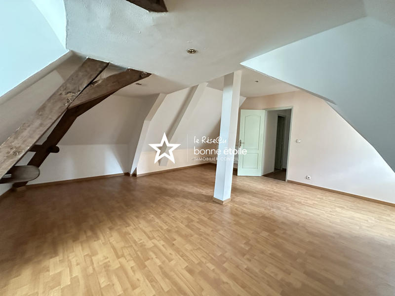 Appartement - 102 m² - 4 pièces