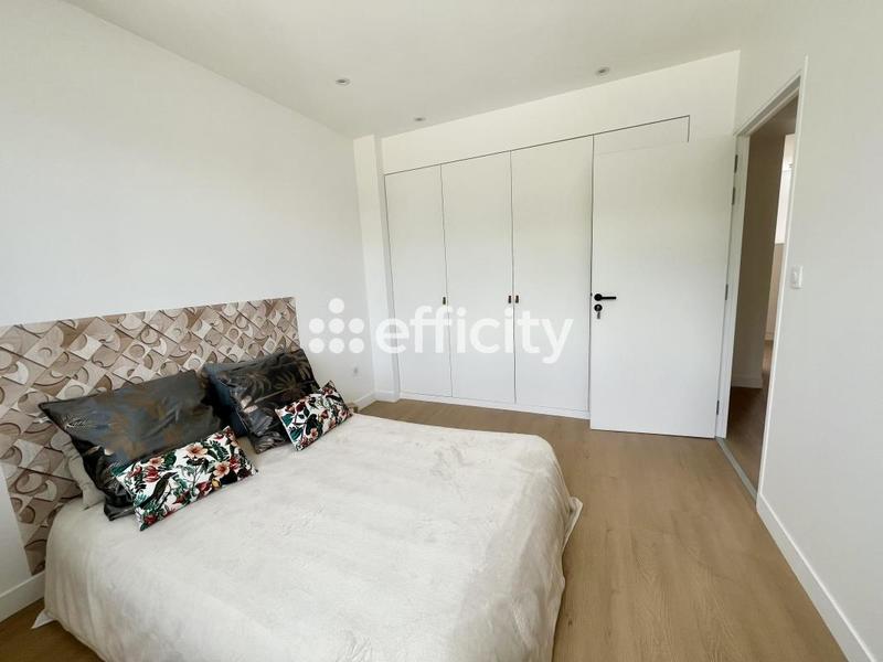 Maison - 126 m² - 5 pièces