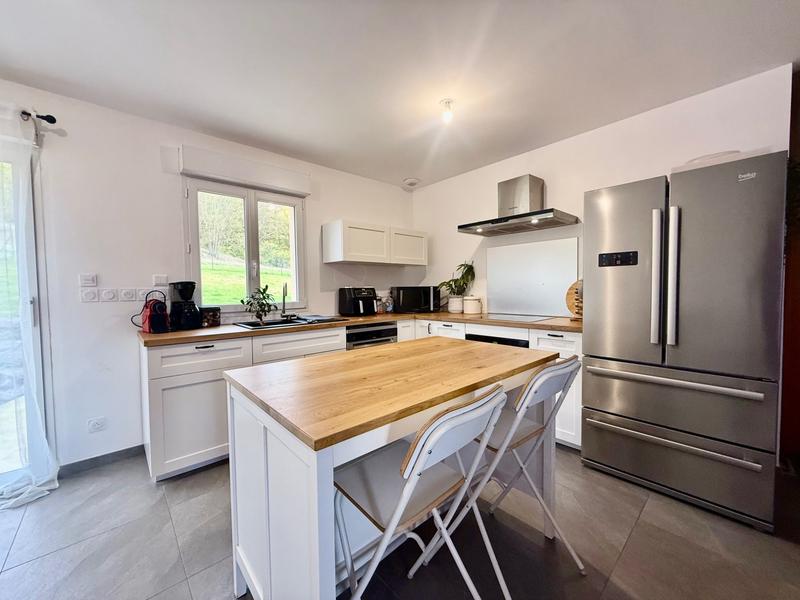 Maison - 79 m² - 7 pièces