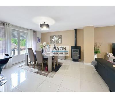 Maison traditionnelle - 118 m² - 6 pièces