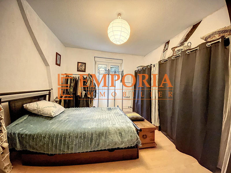 Appartement - 111 m² - 5 pièces