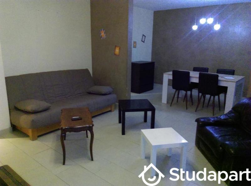 Chambre - 9 m² - 1 pièce