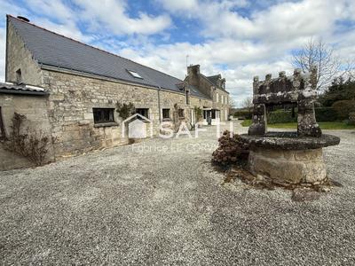 Maison - 285 m² - 13 pièces