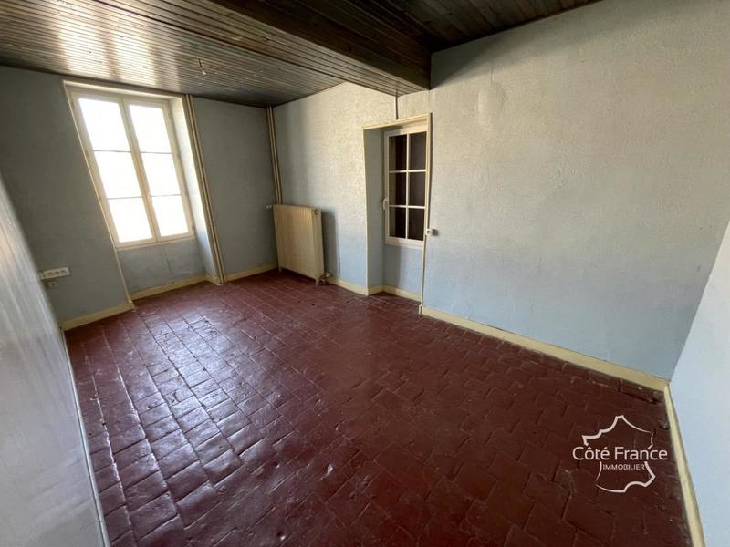 Maison - 196 m² - 8 pièces