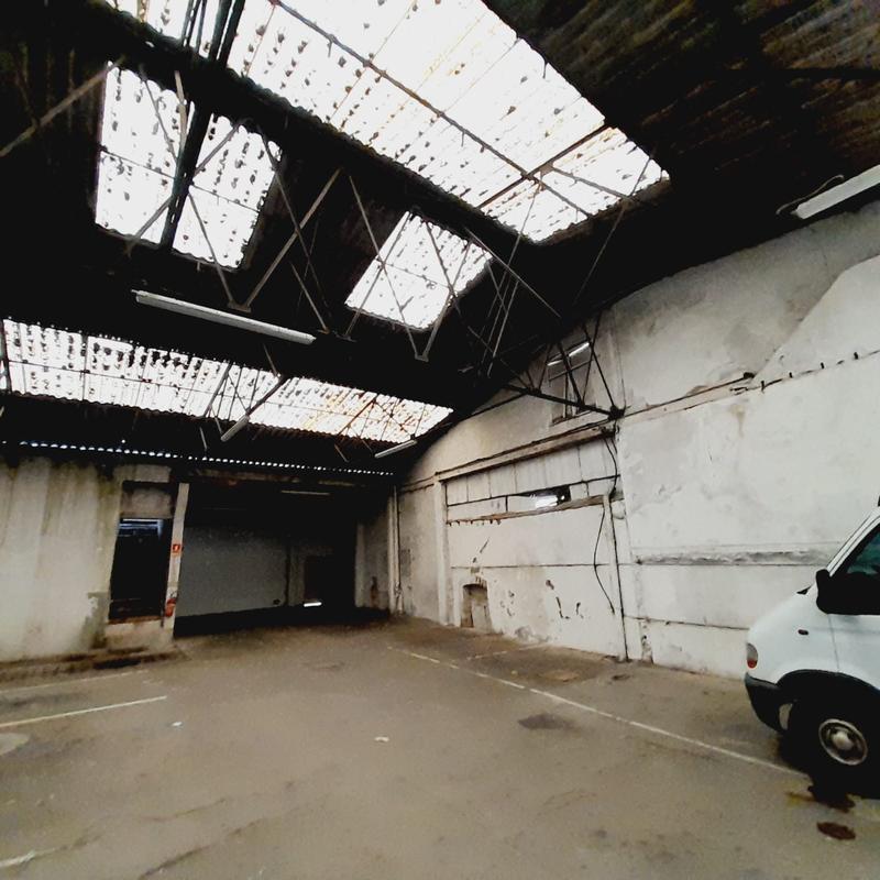 Local commercial - 369 m²