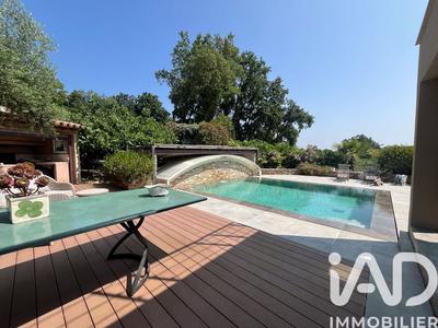 Maison - 165 m² - 7 pièces