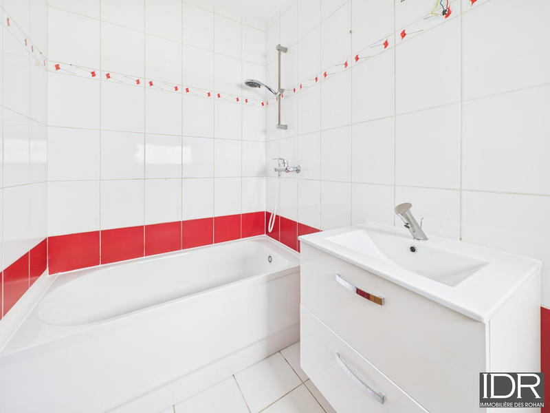 Appartement - 84 m² - 4 pièces