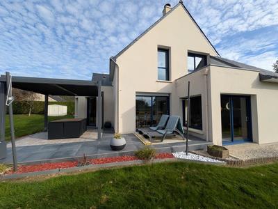 Maison - 130 m² - 5 pièces